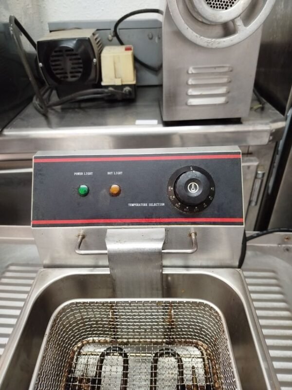 Freidora industrial marca lacor 5l - Imagen 2