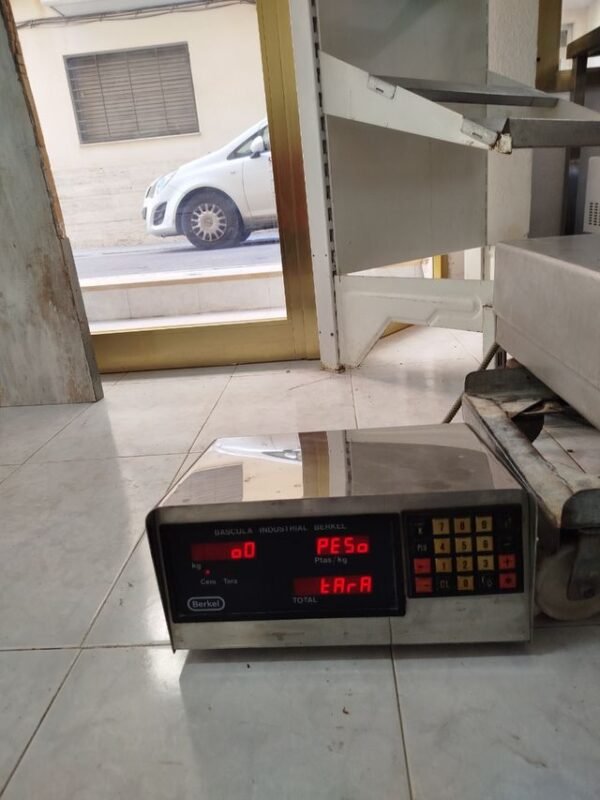 Balanza industrial capacidad 500kg - Imagen 2