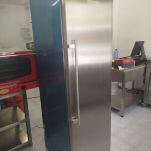 Nevera marca Liebherr muy poco uso